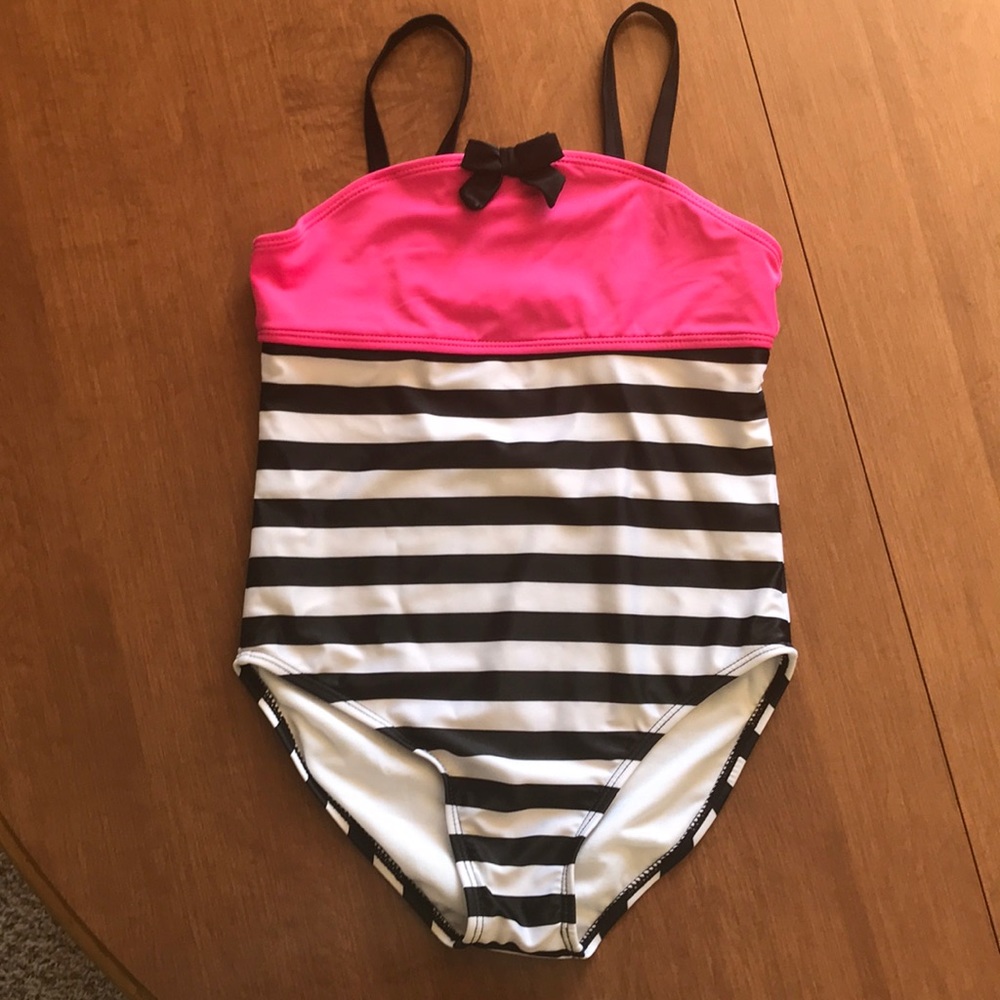 Girls one piece bathing suit